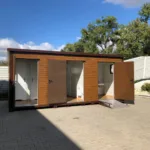 Contenedor sanitario de panel sándwich 6,00 × 3,00 m