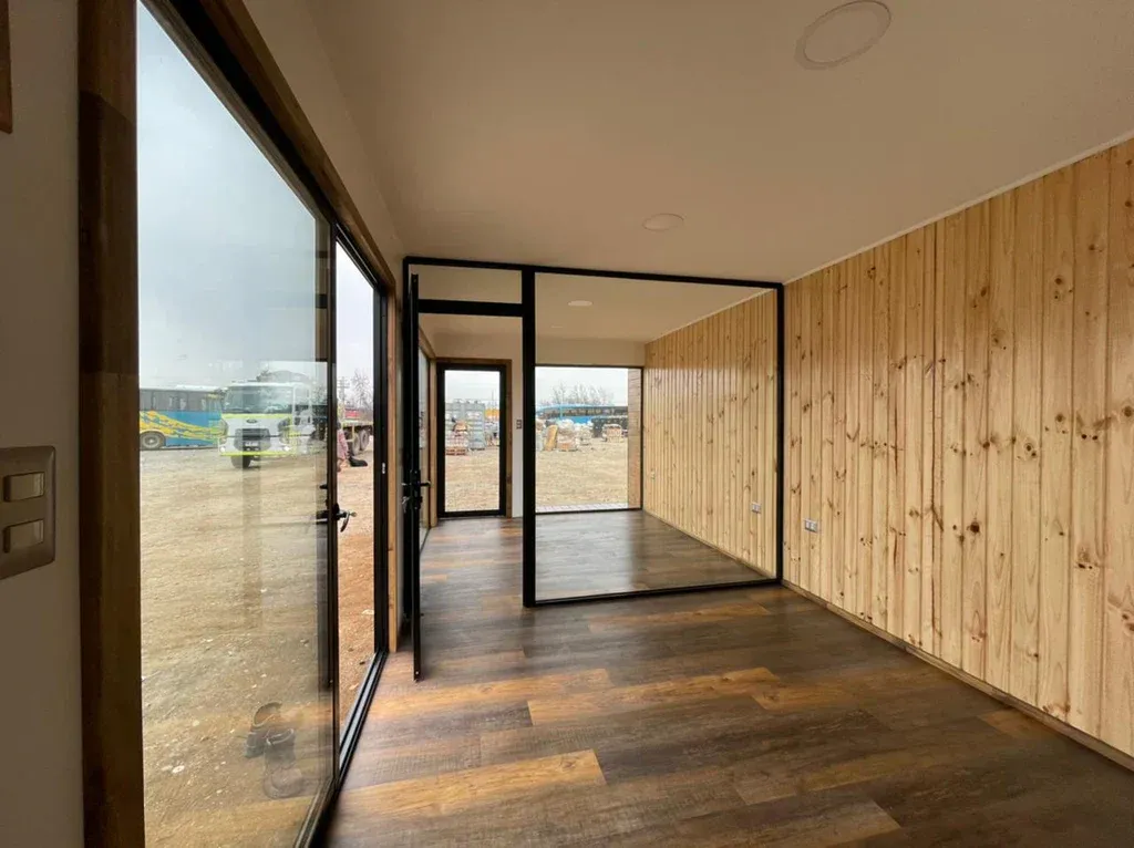 Contenedor Modular oficina Dalì 24m²
