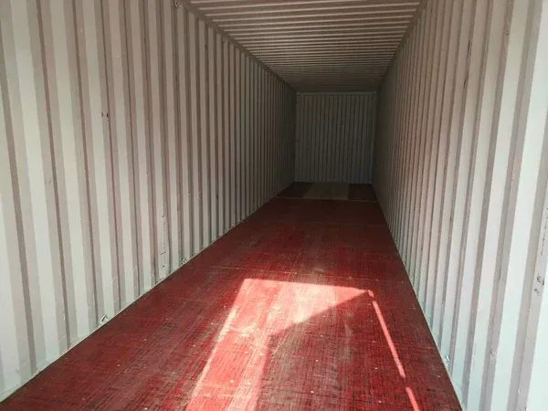Contenedor maritimo High Cube 40 pies blanco seminuevo