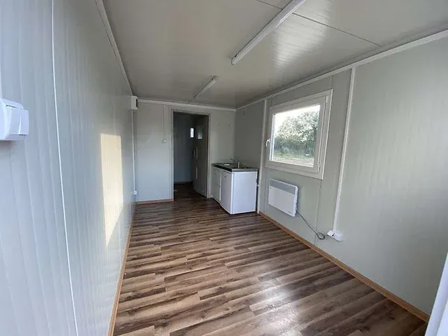 Contenedor 6×2,40m + WC, ducha y cocina